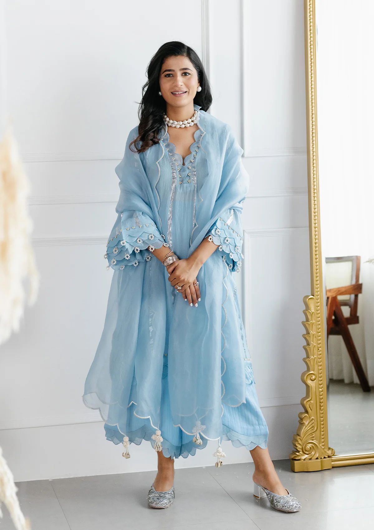 Women Asmani Blue Embroidered Image